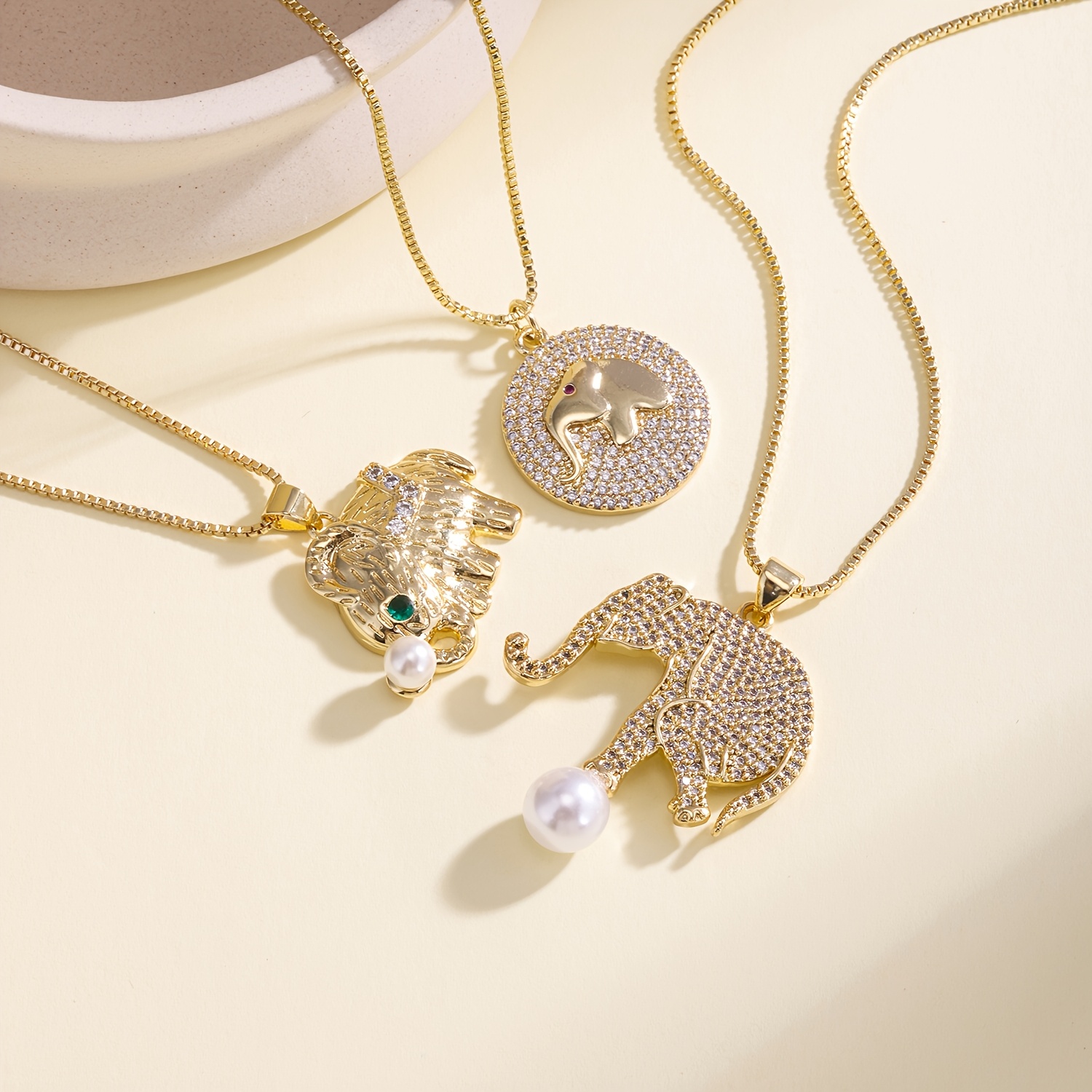 Women's Luxury Crystal Multicolored Elephant Pendant Necklace